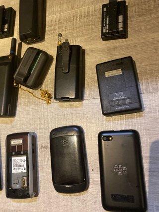 Lote de teléfonos vintage (BlackBerry, Nokia, Eric
