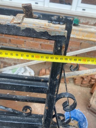 Reja de ventana de hierro forjado dos unidades