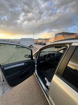 Opel Zafira 2008