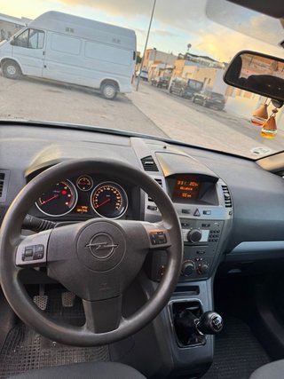 Opel Zafira 2008