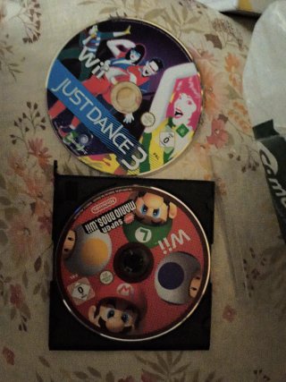 2 Juegos Wii: Mario Bros y Just Dance 3