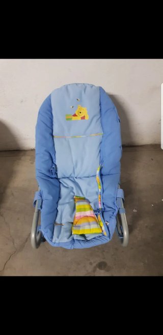Sillita balancín bebé Winnie the Pooh