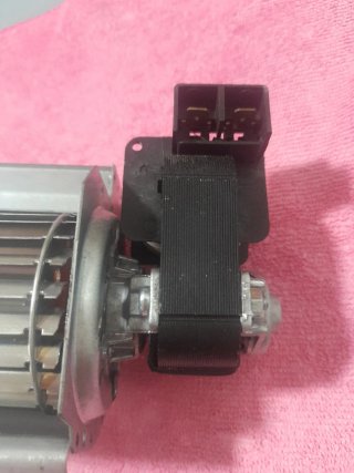 Ventilador tangencial. 1200mm. Izquierda.