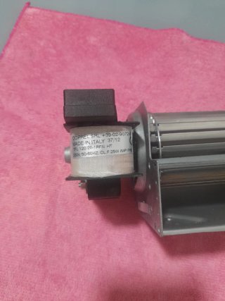 Ventilador tangencial. 1200mm. Izquierda.