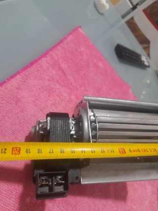 Ventilador tangencial. 1200mm. Izquierda.
