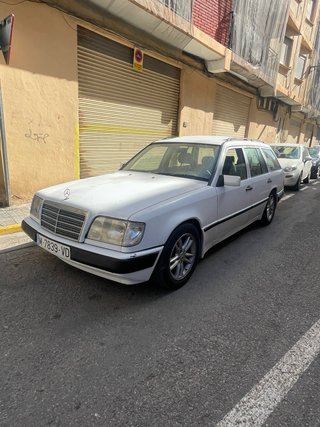 Mercedes-Benz Clase E 1993