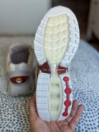 Nike Air Max DN Beige/Crema Talla 39 – Como Nuevas