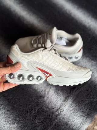 Nike Air Max DN Beige/Crema Talla 39 – Como Nuevas
