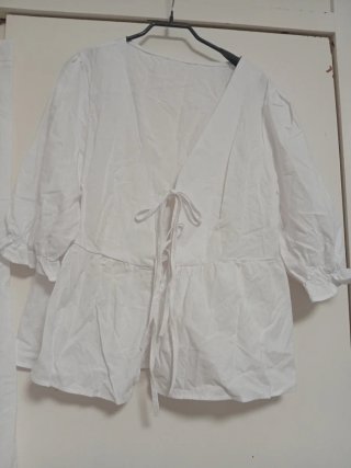 Conjunto falda y blusa blanca