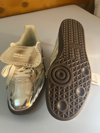 Zapatillas Adidas Plata y Blanco