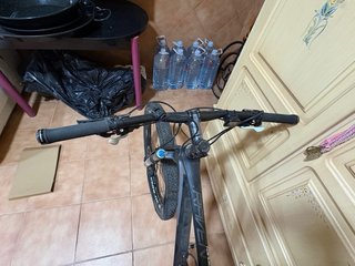 Se vende Bicicleta de Montaña Focus Raven Carbono