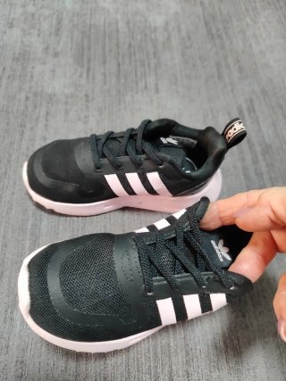 Zapatillas Adidas Niños Negras y Rosas