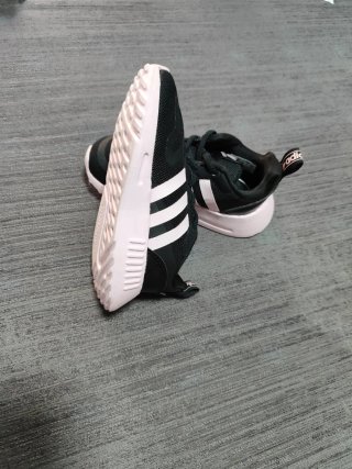 Zapatillas Adidas Niños Negras y Rosas