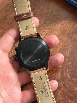Reloj Tissot Negro con Correa Marrón