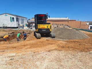 Excavaciones , movimiento  de tierras  y limpieza