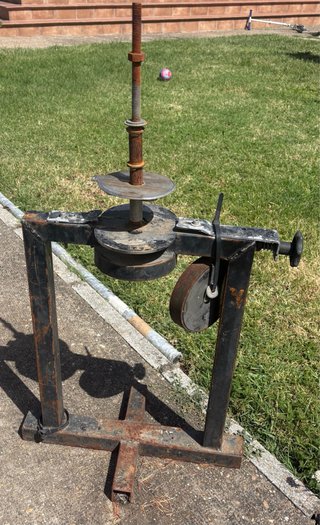 Desmontador de neumáticos artesanal