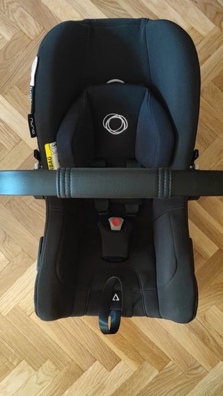 Bugaboo turtle air by Nuna