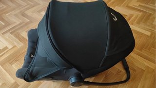Bugaboo turtle air by Nuna