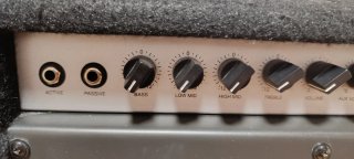 Amplificador Bajo Warwick BC 80