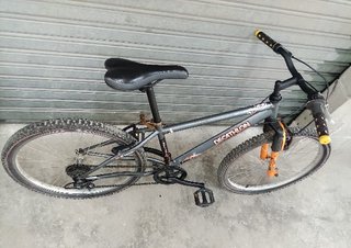 Bicicleta Rockrider Gris y Naranja