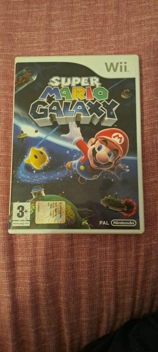 Lotto 2 giochi nintendo wii Mario Bros e galaxy