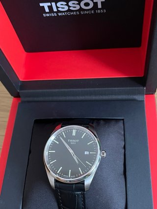Reloj Tissot Negro y Plateado