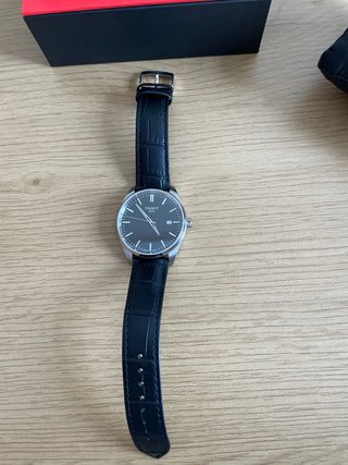 Reloj Tissot Negro y Plateado