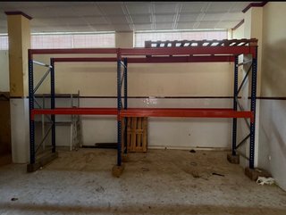 Estantería industrial metálica