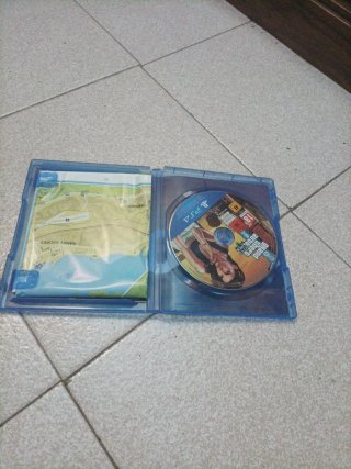 Grand Theft Auto V PS4 (PlayStation 4)