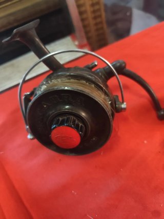 Carretes de pesca Mitchell y Daiwa