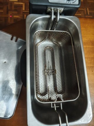 Freidora de acero inoxidable