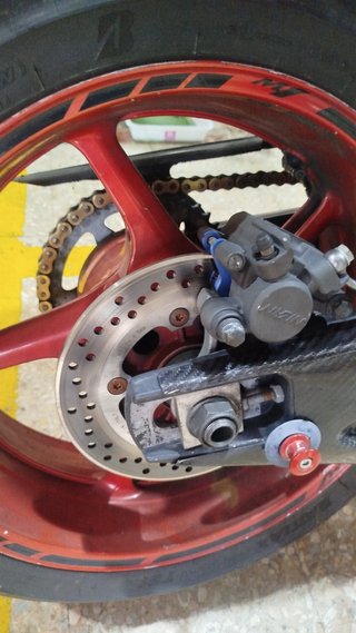 Yamaha R1 2005 Negra/Roja 60.000km