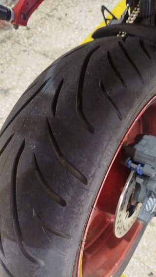 Yamaha R1 2005 Negra/Roja 60.000km