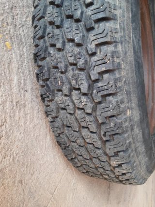 Llantas con neumáticos Defender Discovery