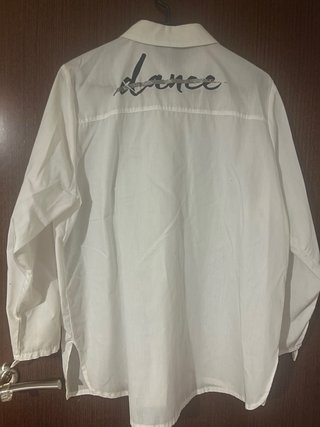Camisa blanca Lefties con parches