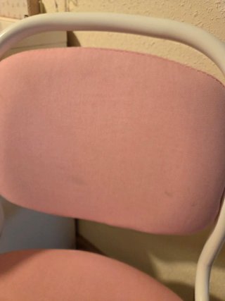 Silla giratoria Ikea rosa metal