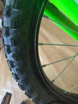 Bicicleta infantil verde ATRACTOR