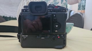 Fujifilm X-T3 con grip, se reinicia.