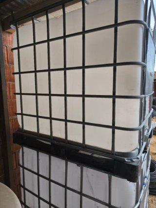 Depósitos 1000L IBC jaula metálica