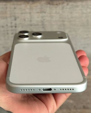 iPhone 17 Pro Max Plata
