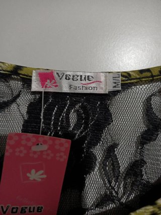 Blusa verde con estampado de leopardo