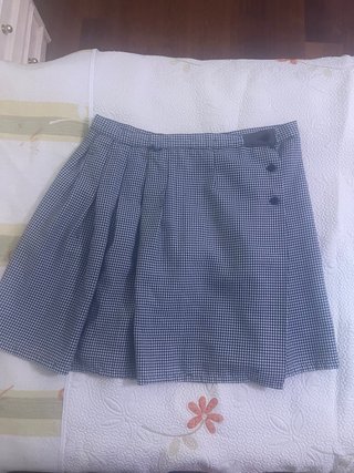 Falda  uniforme colegio El Pinar talla 16