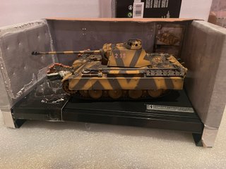 1:32 FORCES OF VALOR PANTHER AUSF. G 1945