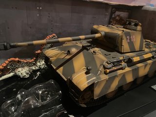 1:32 FORCES OF VALOR PANTHER AUSF. G 1945