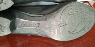 Zapatos Wonders piel T-Strap Charol Talla 37