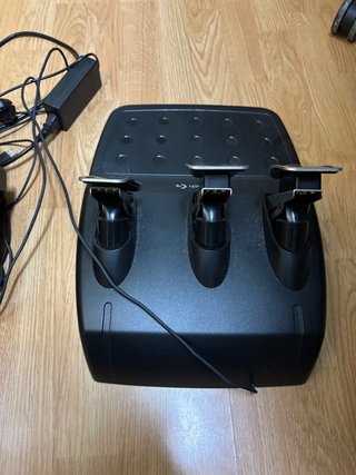 Volante e Pedali Logitech G29