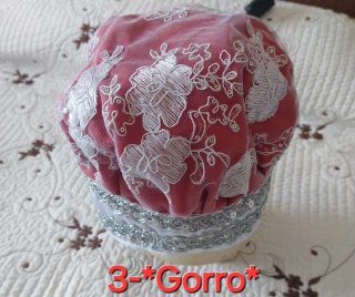 Gorros religioso blancos,Rojo con adornos plateado