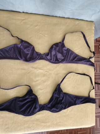 Conjunto de 2 Sutiãs preto e cinza