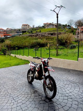 KTM 250 EXC 2T Enduro Moto