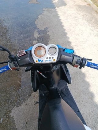 Moto Scooter Yamaha Aerox